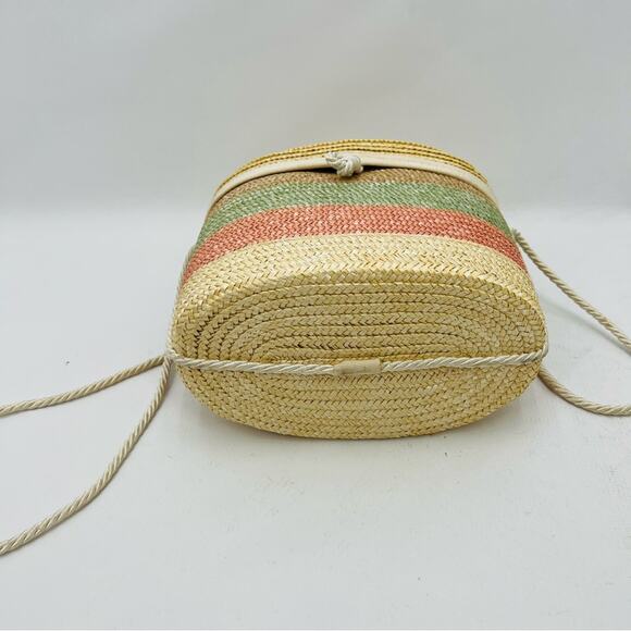 Straw Bucket Crossbody Bag - Picture 4 of 9